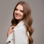 Dra. Leandra Almeida
